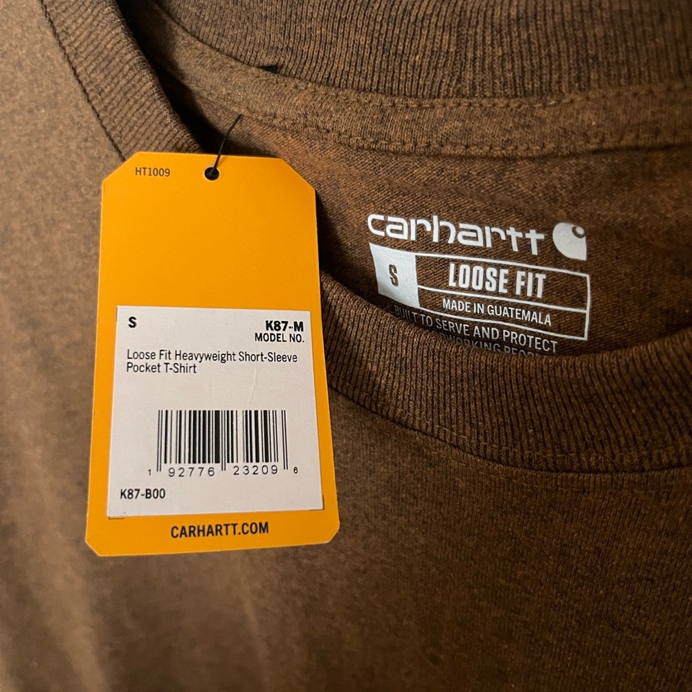 Men’s carhartt loose fit tshirt
